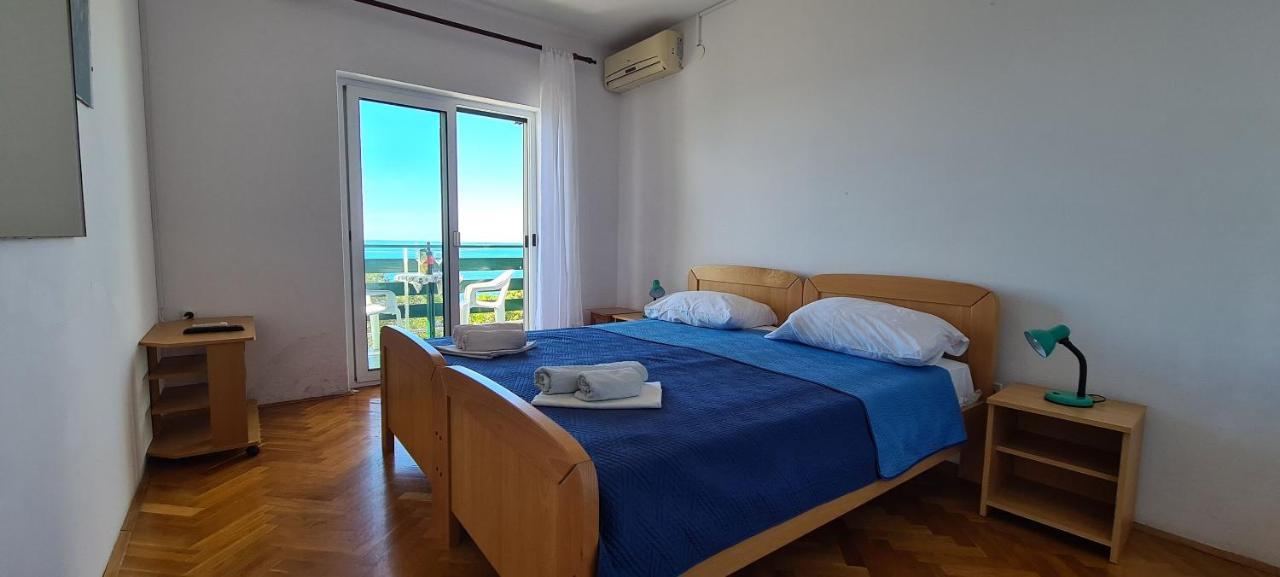 Apartments Ana I Ante Punta Milna  Dış mekan fotoğraf
